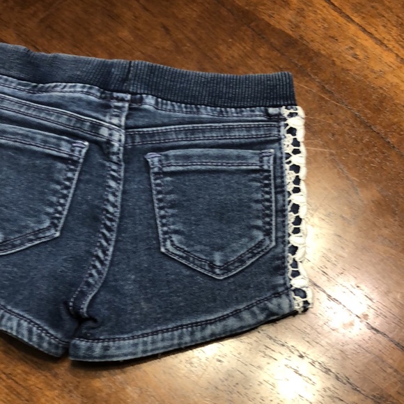 Wonder Nation Little Girl’s Shorts 12 Months - Picture 11 of 11